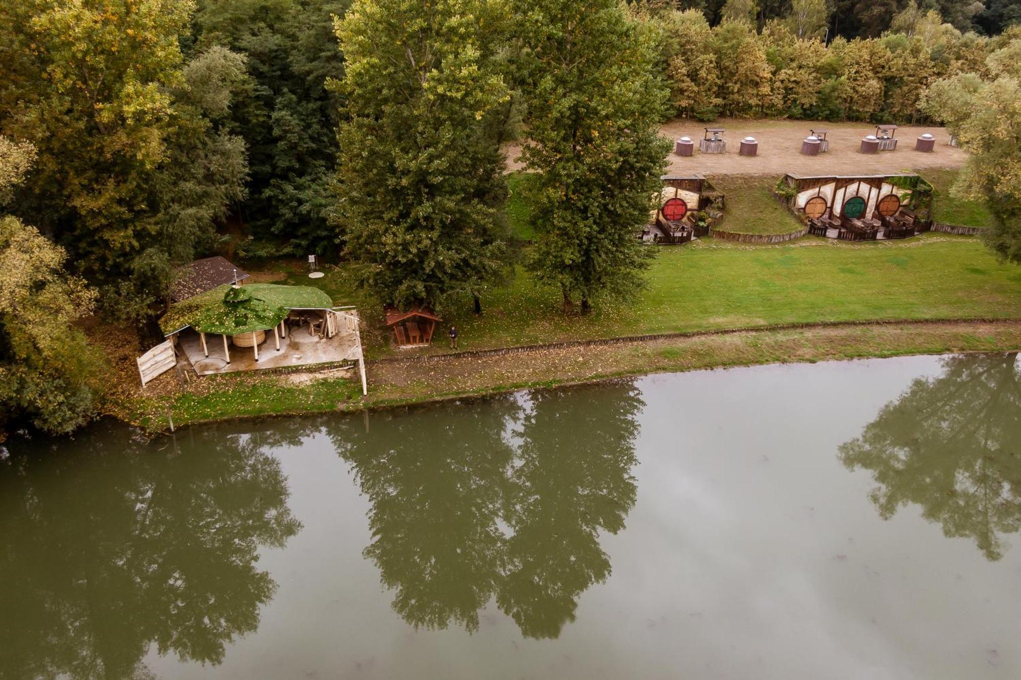 Bucka-Lak Apart otel Szabolcsveresmart Dış mekan fotoğraf